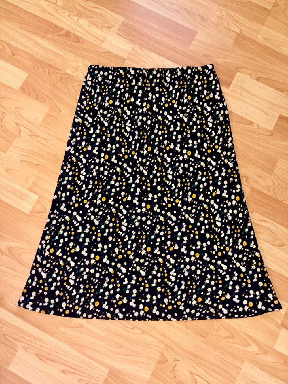 Rachel Zoe Black Daisy Floral A-Line Midi Skirt Size 12 Midsize